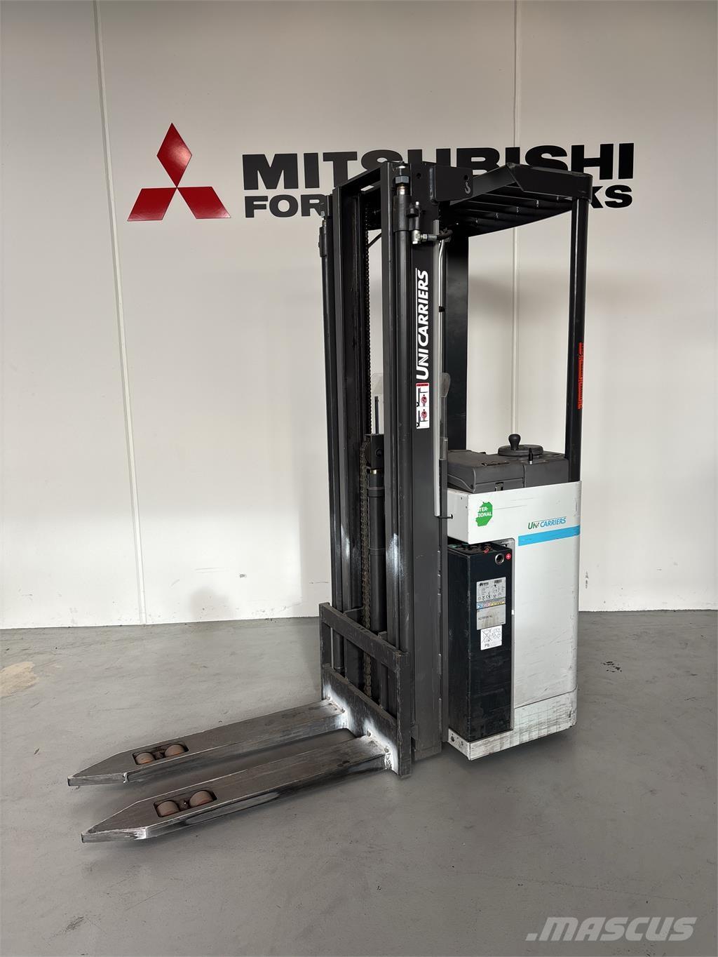 Atlet A160 Самоходные электроштабелёры