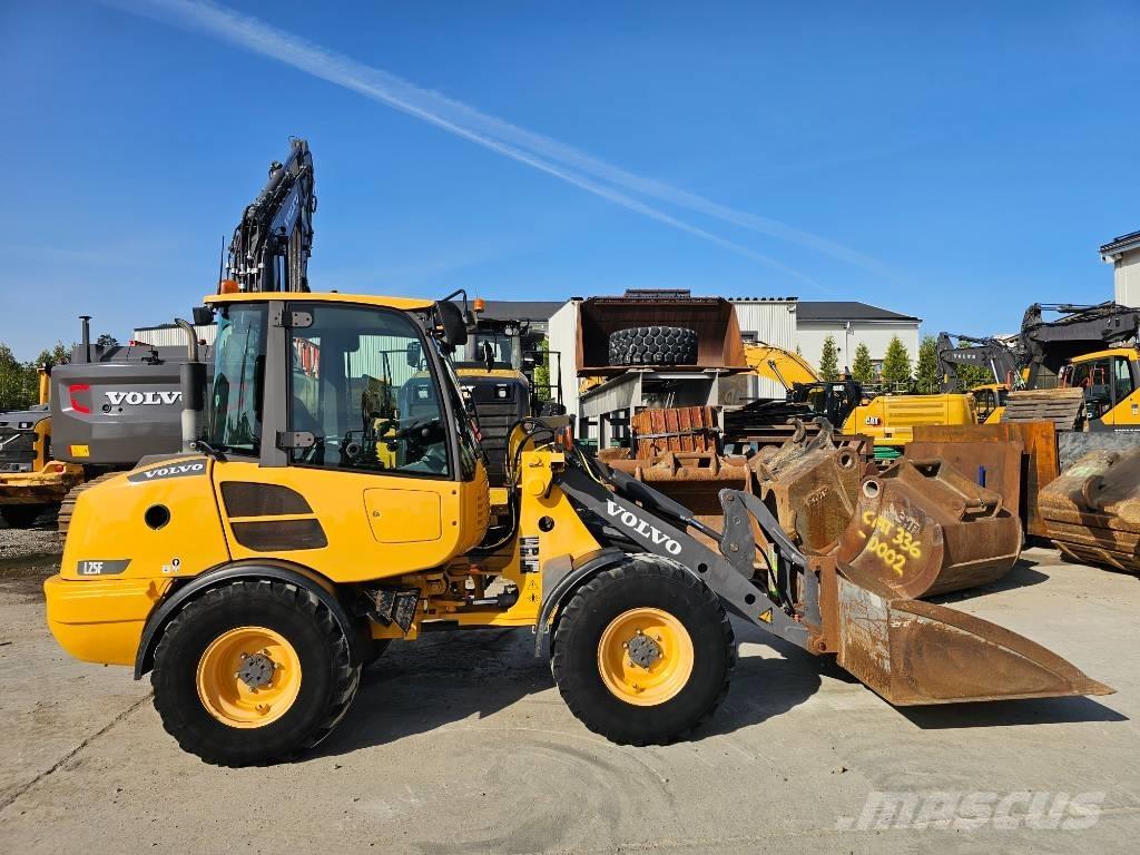 Volvo L 25 F Фронтальные погрузчики