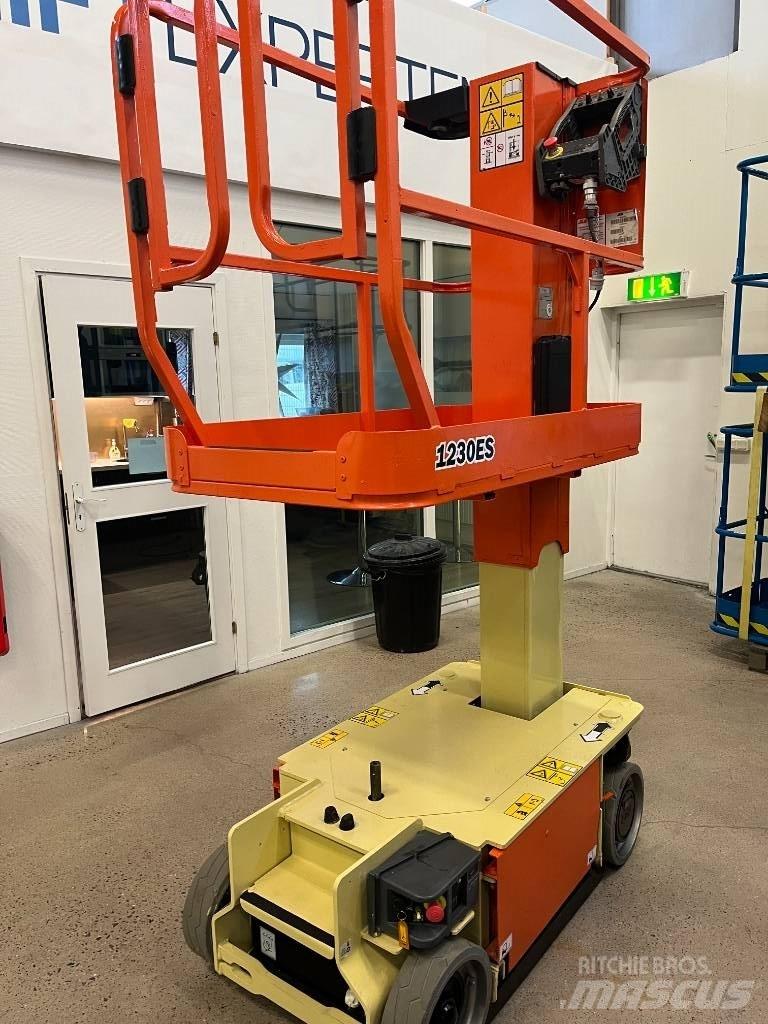 JLG 1230 ES Ножничные подъемники