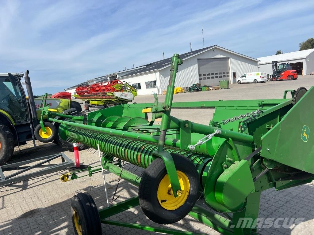 John Deere Pickup Компоненты для зерноуборочных комбайнов