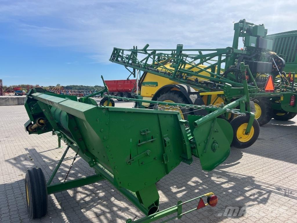 John Deere Pickup Компоненты для зерноуборочных комбайнов