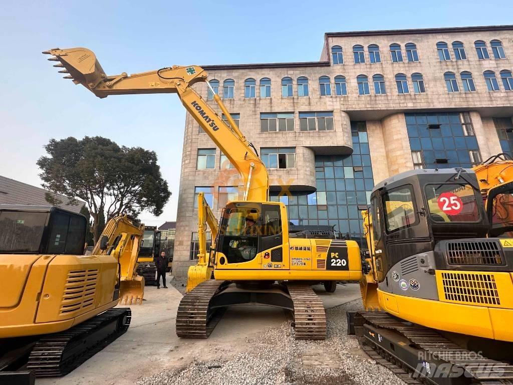 Komatsu PC 220-8 Гусеничные экскаваторы