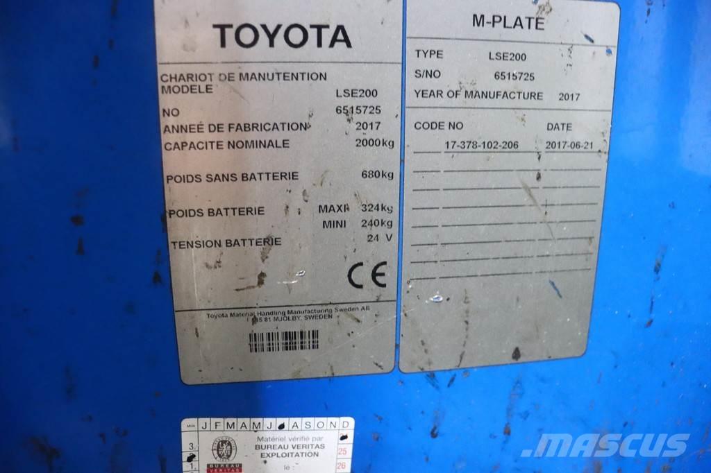 Toyota LSE200 Горизонтальные комплектовщики