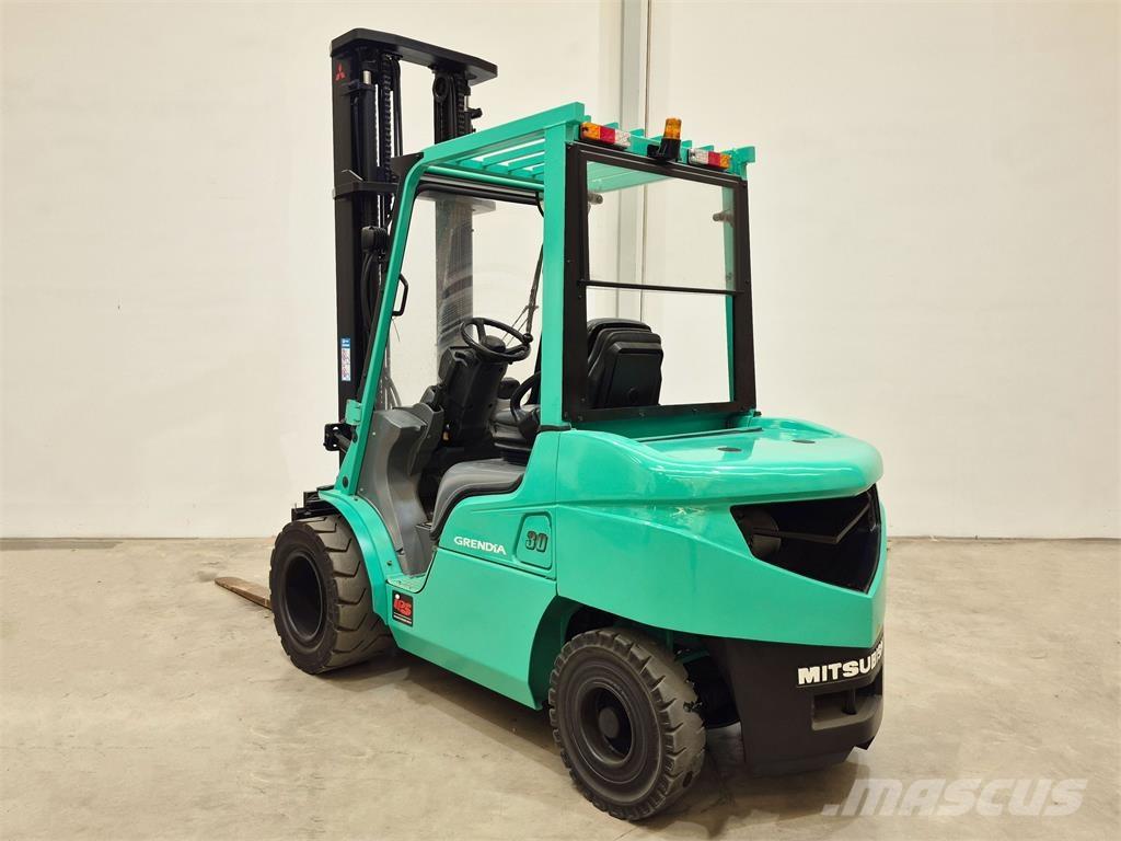 Mitsubishi FD30NTD Дизельные погрузчики