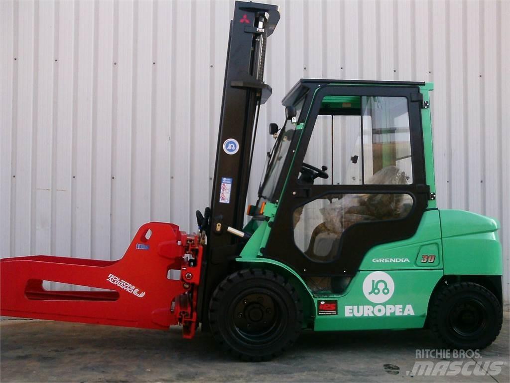 Mitsubishi FD30NTD Дизельные погрузчики