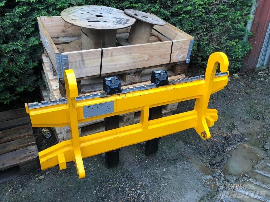 JCB PALLET FORKS Комплектующие для погрузочных и сельхозмашин