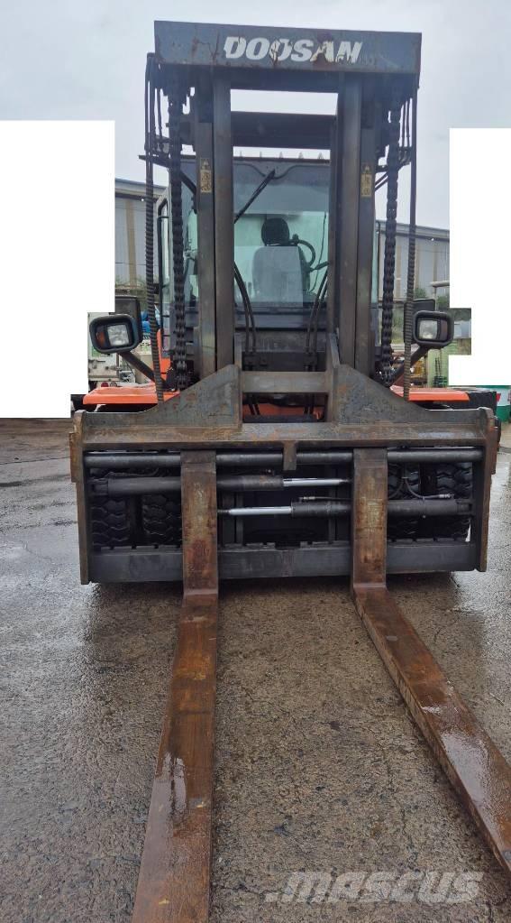 Doosan D 160 S-5 Дизельные погрузчики