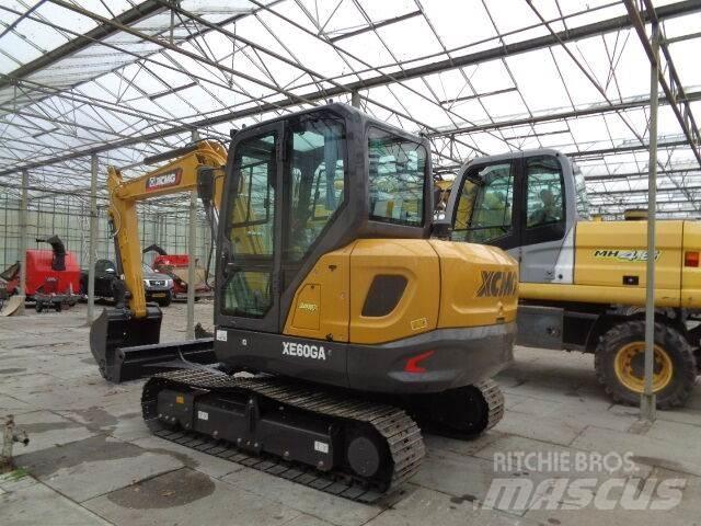 XCMG XE60GA Мини-экскаваторы