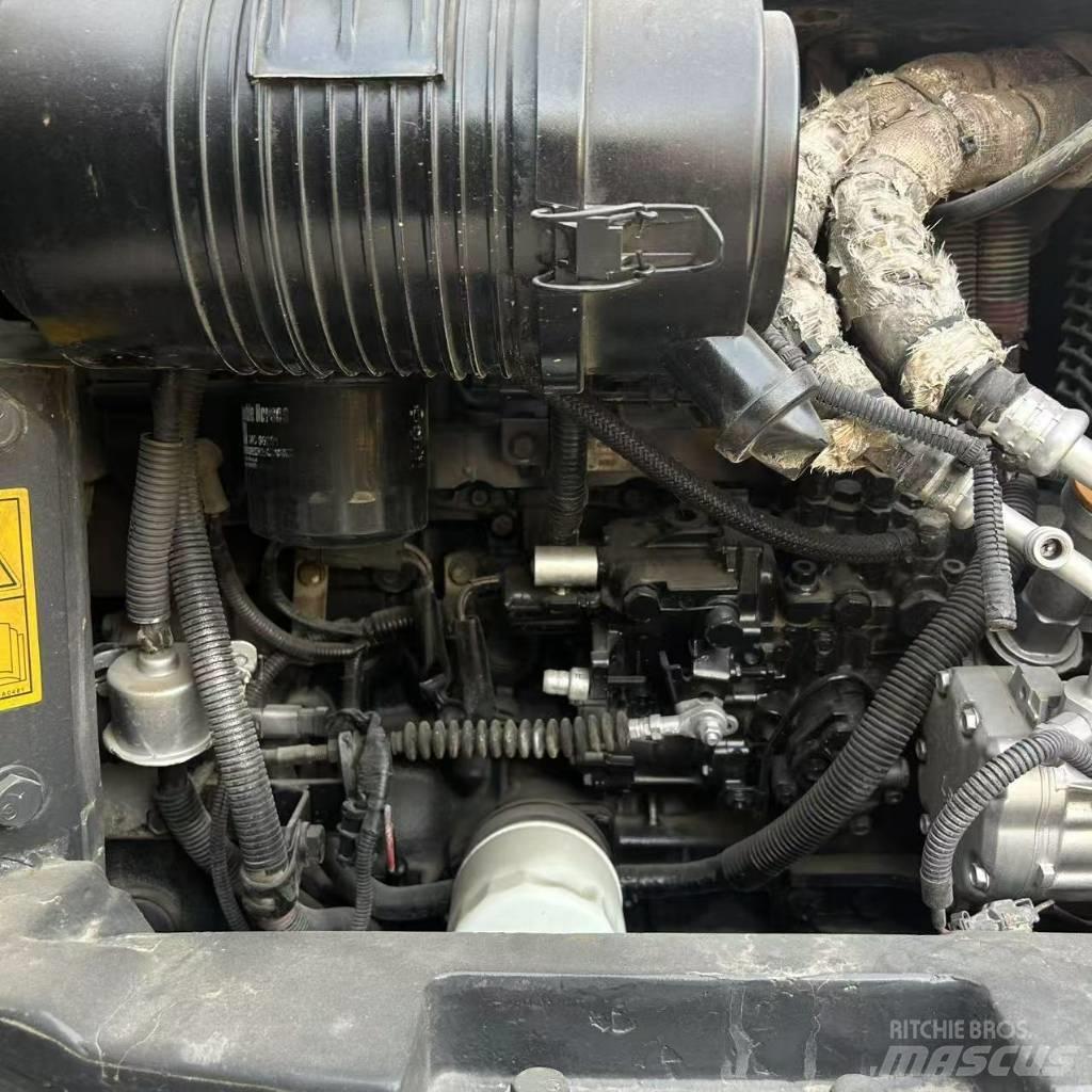 Komatsu 55-2 Гусеничные экскаваторы