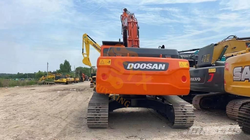 Doosan DX 225 LC Гусеничные экскаваторы