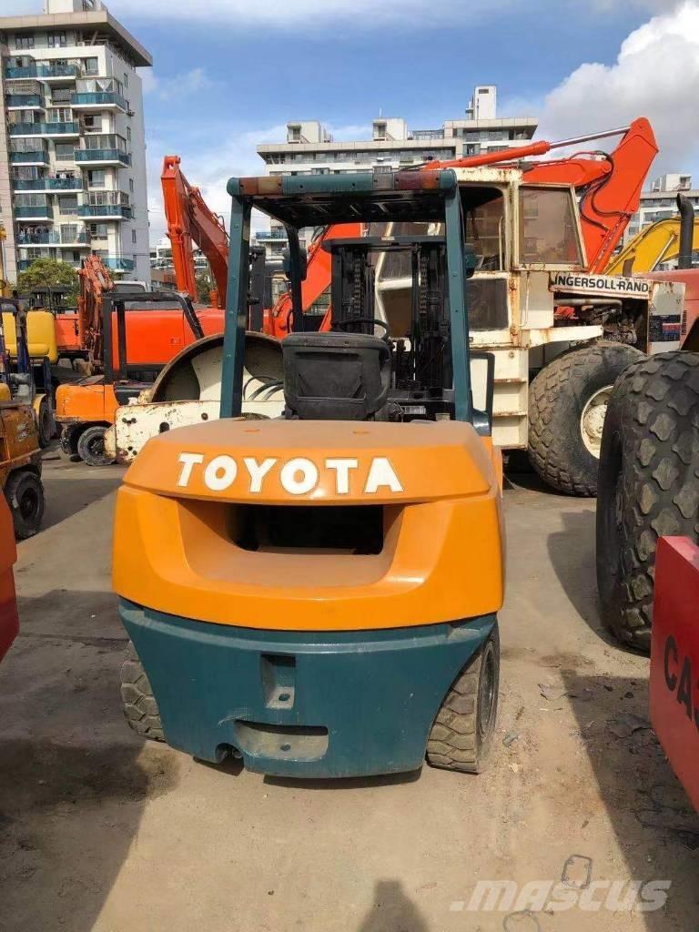 Toyota FD 50 Дизельные погрузчики