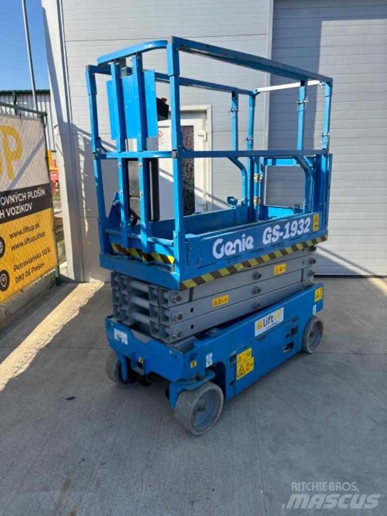 Genie GS 1932 Ножничные подъемники