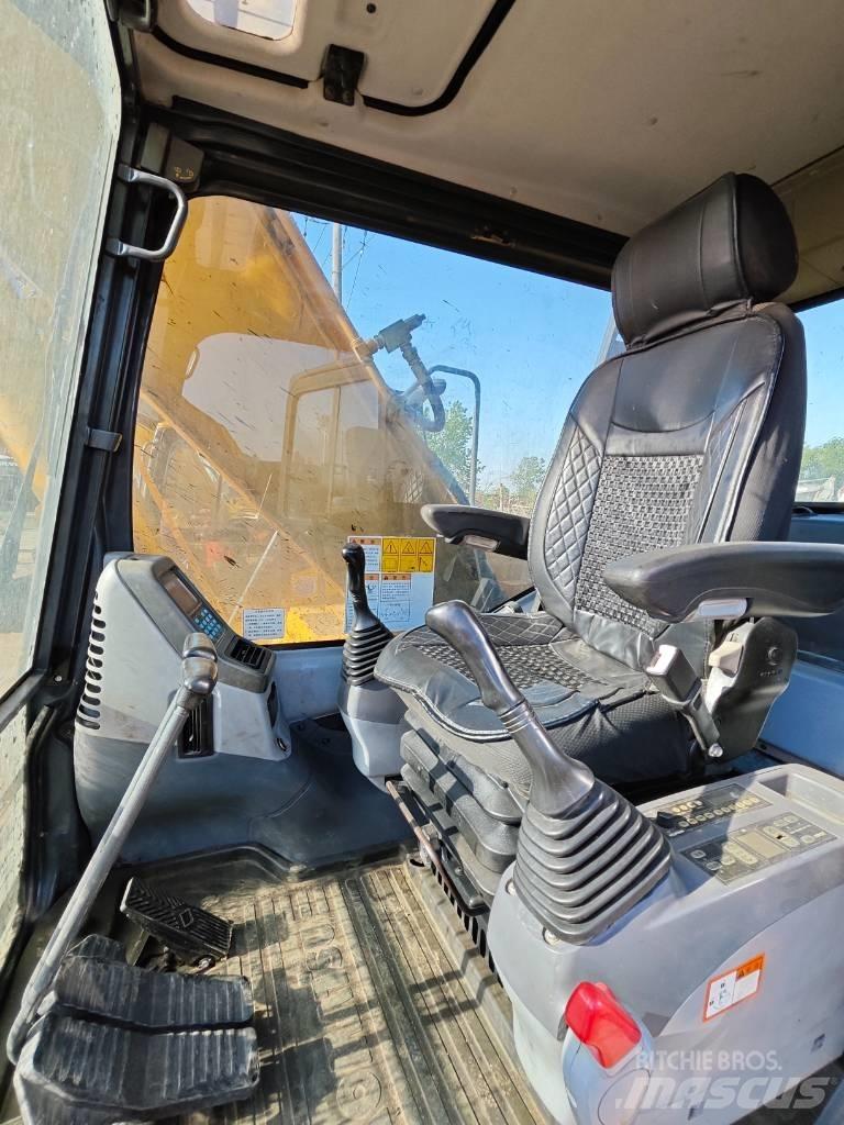 Komatsu PC 160 LC-7 Гусеничные экскаваторы