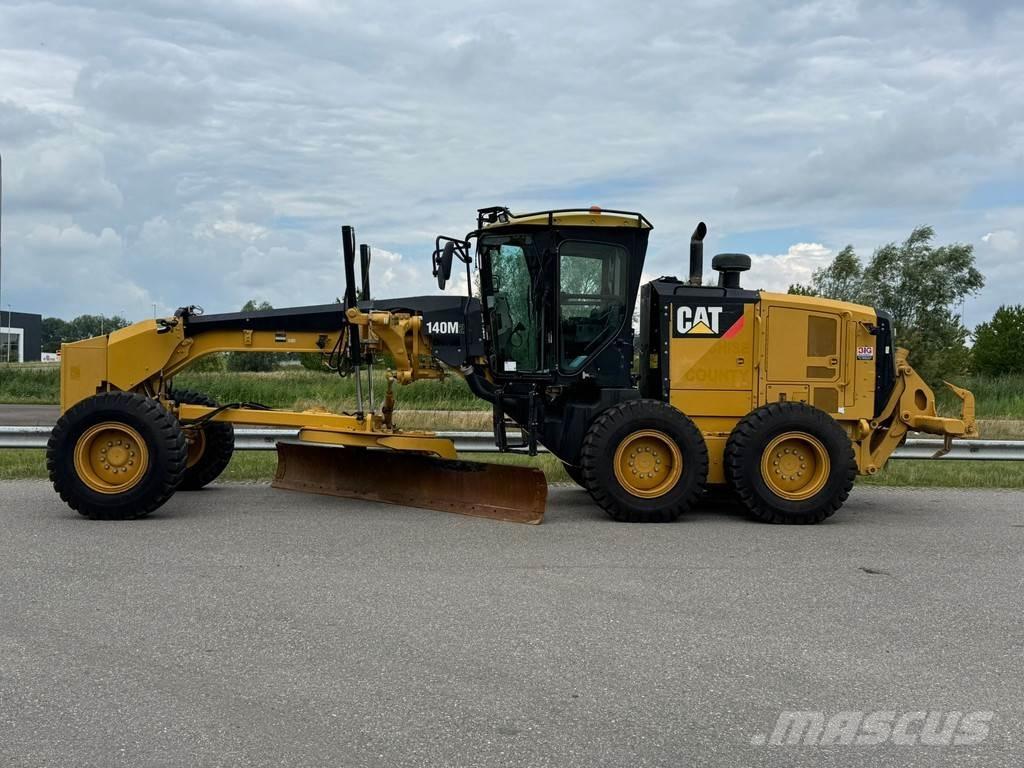 CAT 140M2 Грейдеры