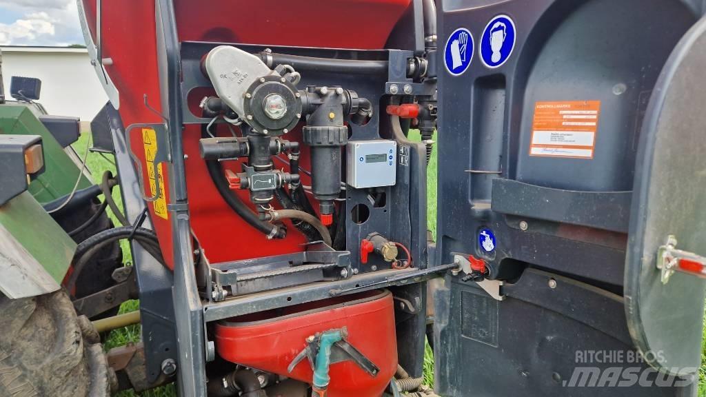 Kverneland B18 Навесные опрыскиватели