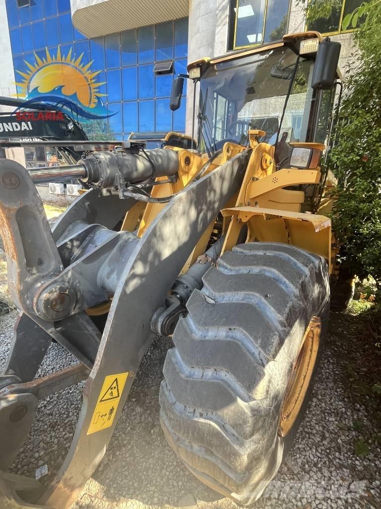 Volvo L 120 Фронтальные погрузчики