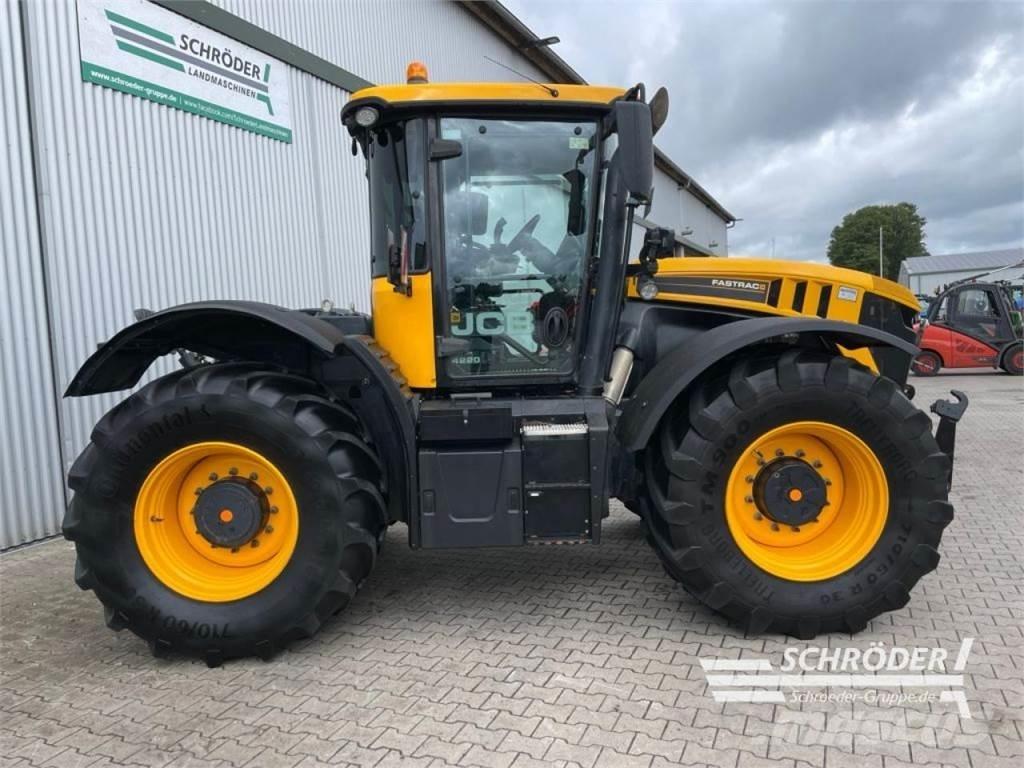 JCB FASTRAC 4220 Трактора