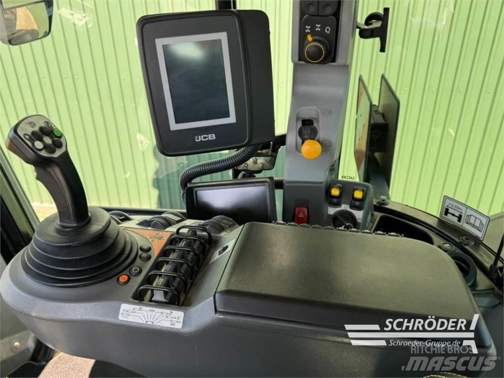 JCB FASTRAC 4220 Трактора