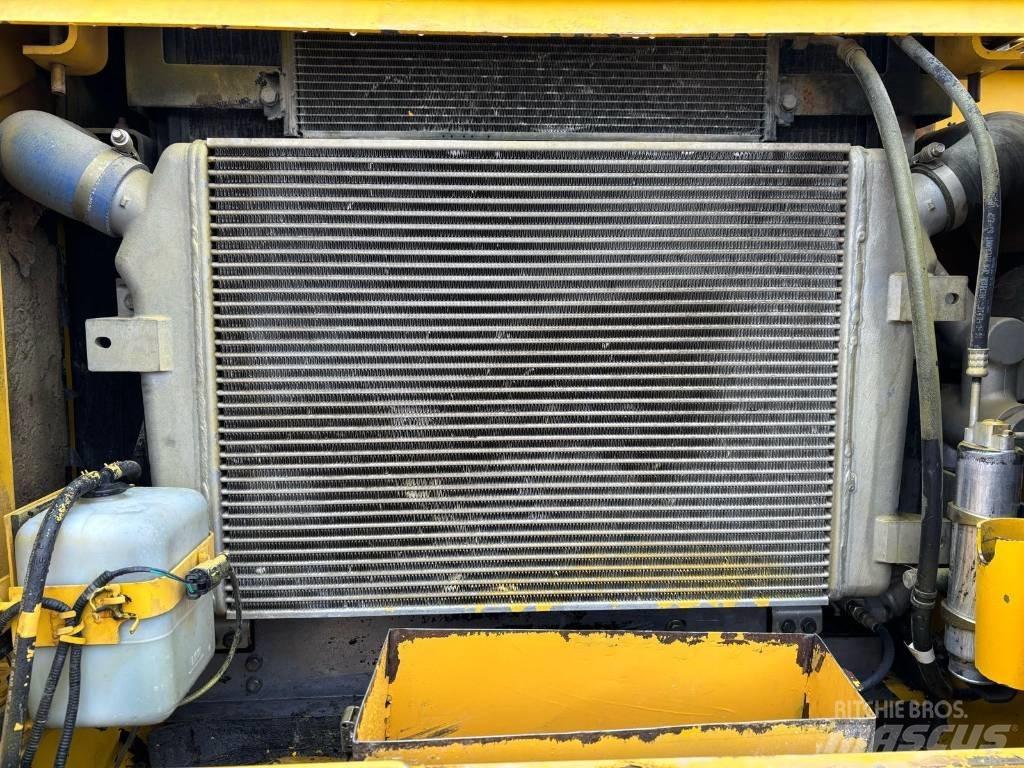 Komatsu PC 340 LC-7 Гусеничные экскаваторы