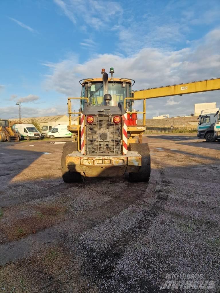 Bell L 1506 E Фронтальные погрузчики