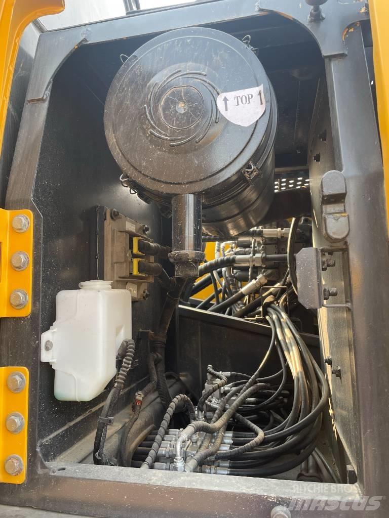 Volvo EC 210 Гусеничные экскаваторы