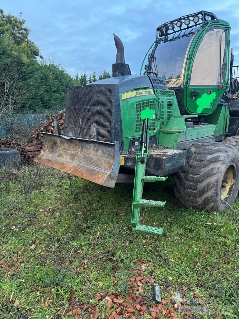 John Deere 1510G Форвардеры