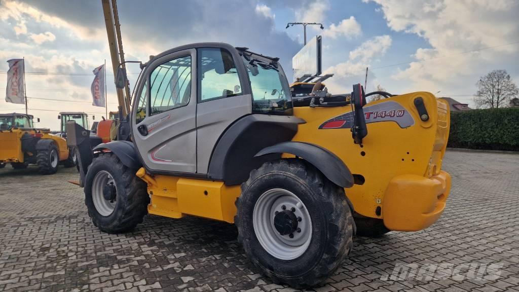 Manitou MT 1440 Телескопические погрузчики