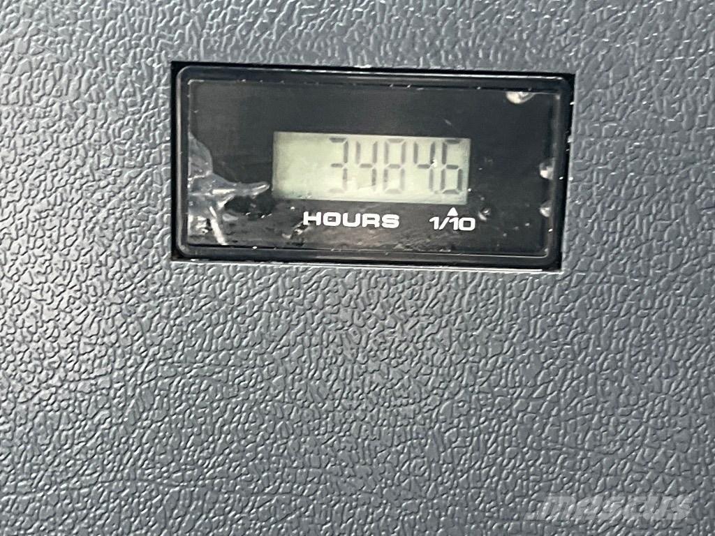 Hyundai HX 210 AL Гусеничные экскаваторы