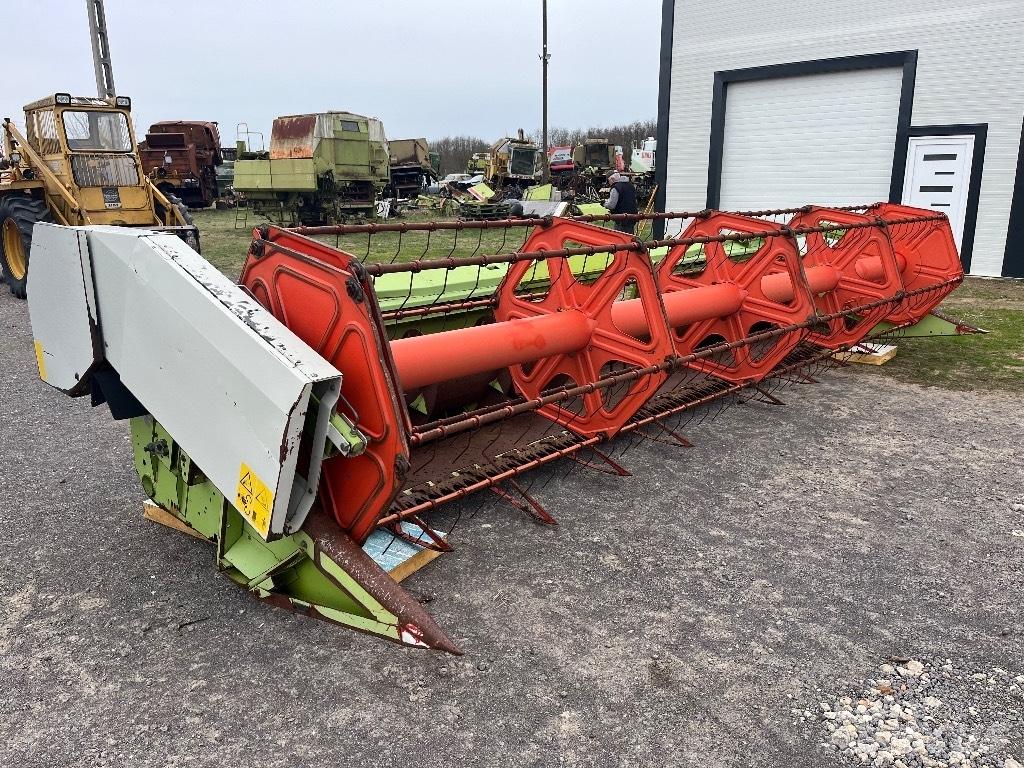CLAAS C 600 Жатки