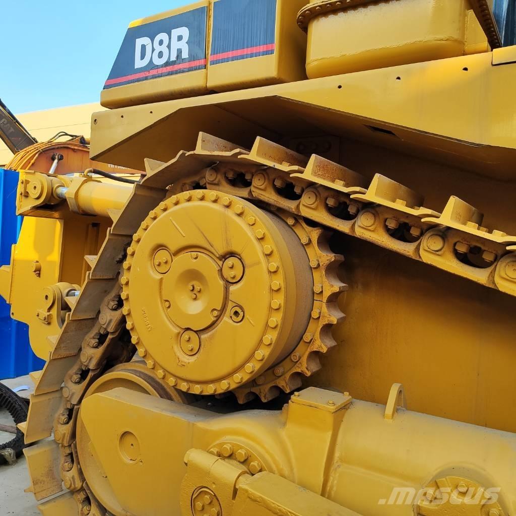 CAT D 8 R Гусеничные бульдозеры