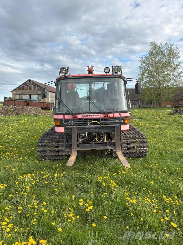  Pisten Bully 230DR Коммунальная техника - Другие