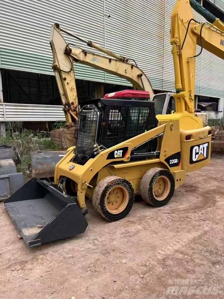 CAT 226 B 3 Мини-погрузчики