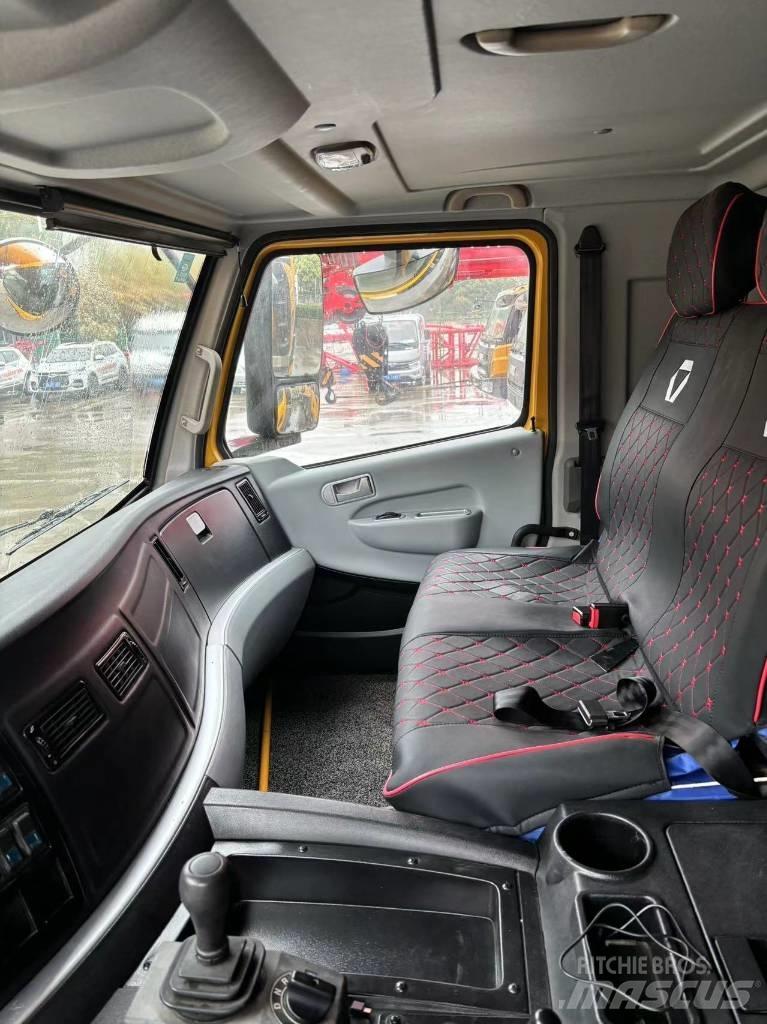 XCMG XCT240 Автокраны