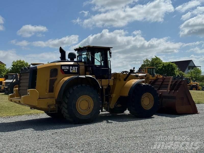 CAT 982 M Фронтальные погрузчики