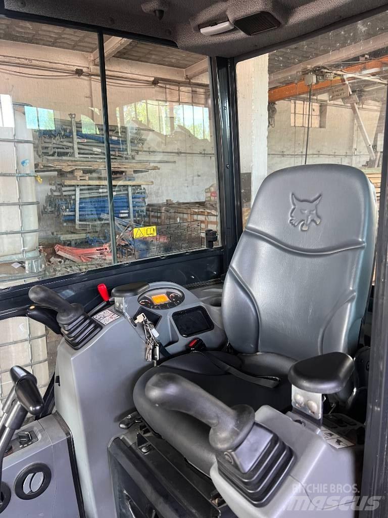 Bobcat E 19 Мини-экскаваторы
