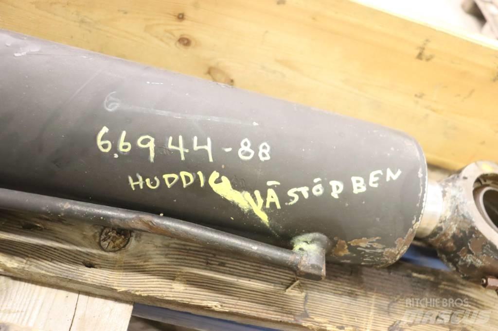 Huddig 960 Экскаваторы-погрузчики