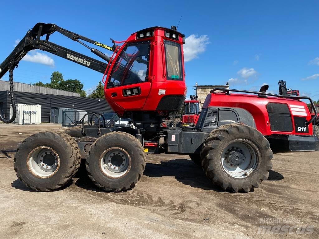 Komatsu 911 Харвестеры