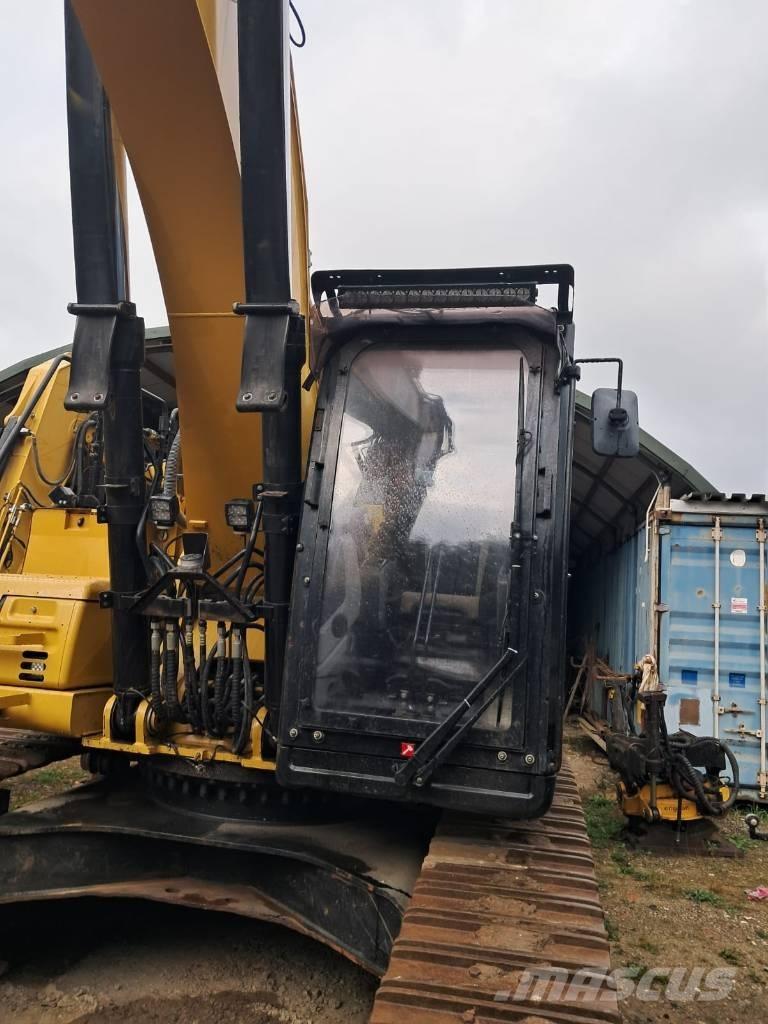 CAT 330FL Гусеничные экскаваторы