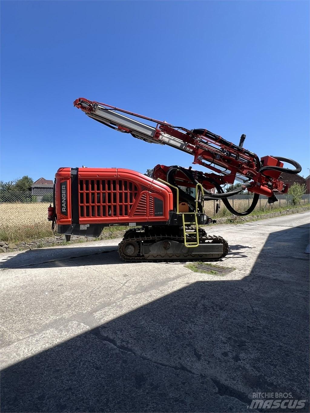 Sandvik dx910i Буровые вышки