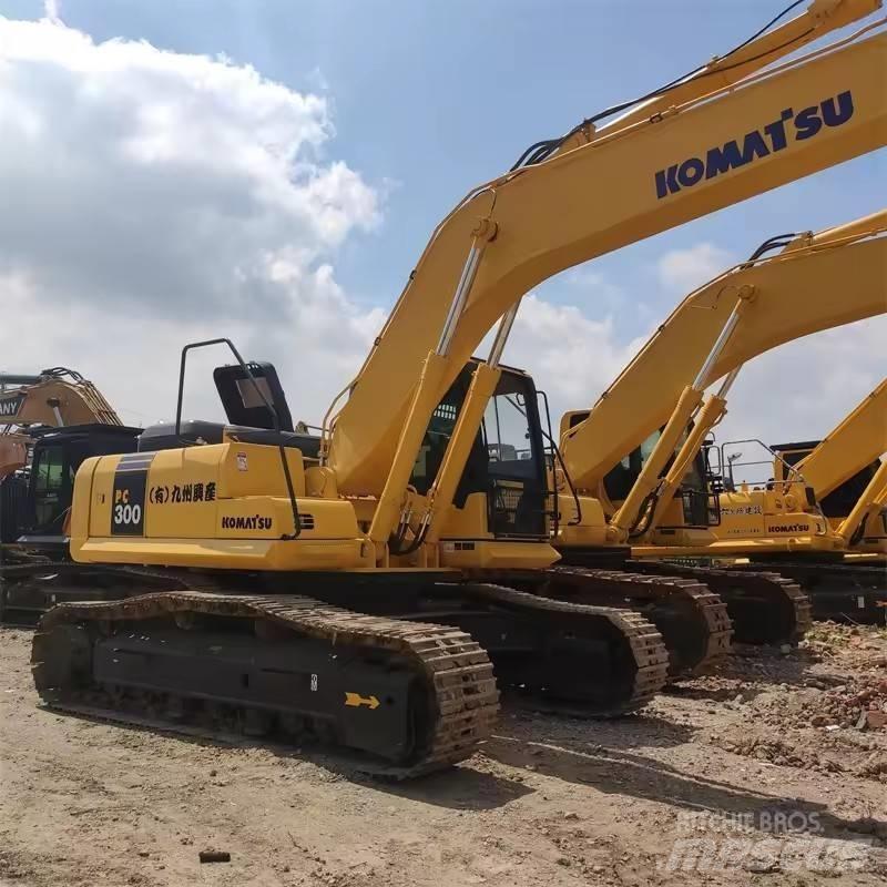Komatsu PC 300 Гусеничные экскаваторы