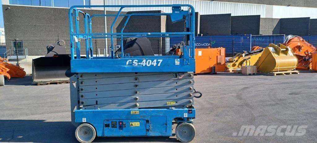 GENIE GS4047 Ножничные подъемники