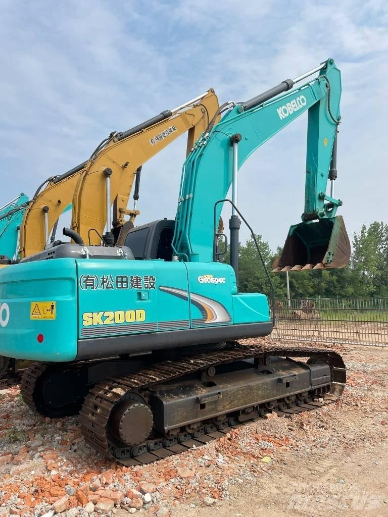 Kobelco 200 Гусеничные экскаваторы