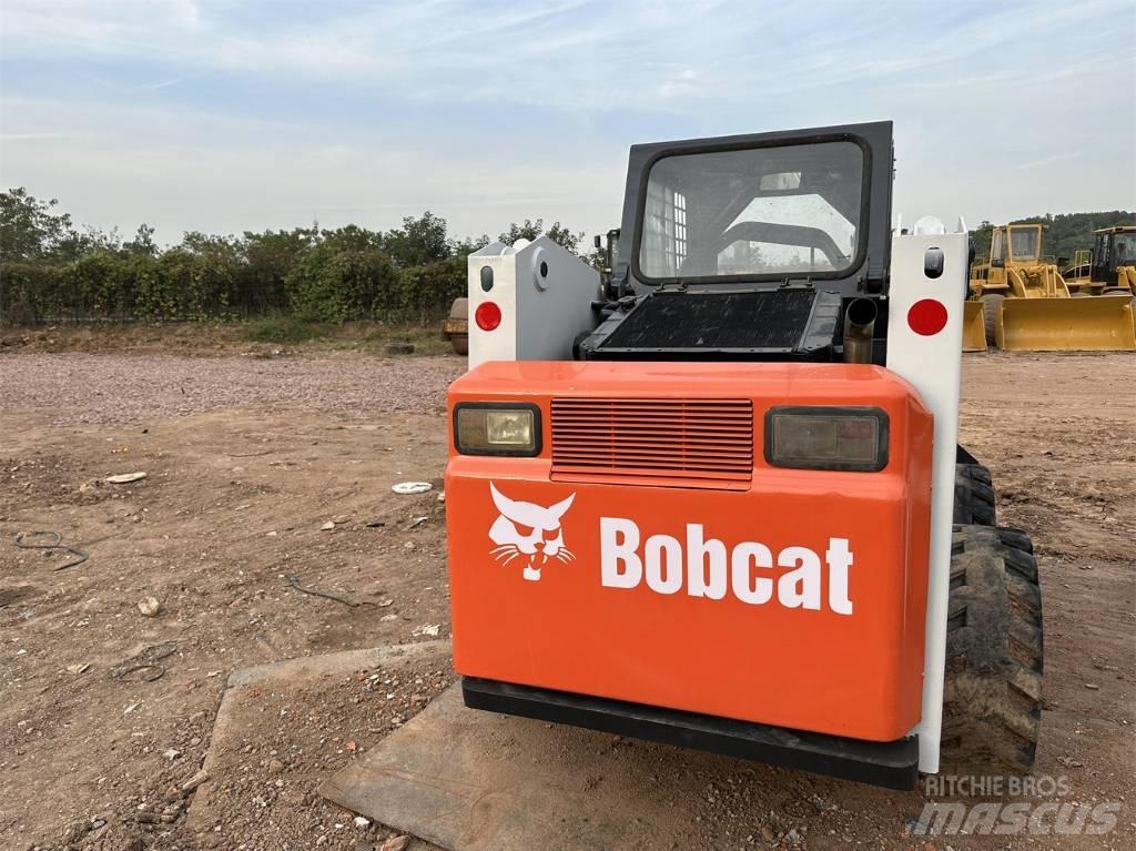 Bobcat S 300 Мини-погрузчики