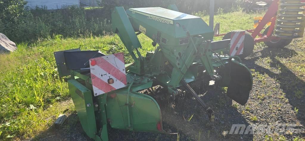 John Deere 131 Косилки плющилки