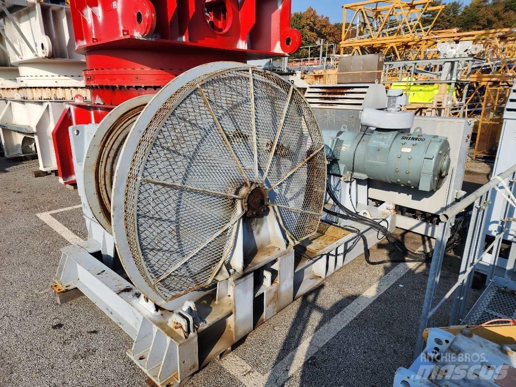Potain MR 615 Башенные краны