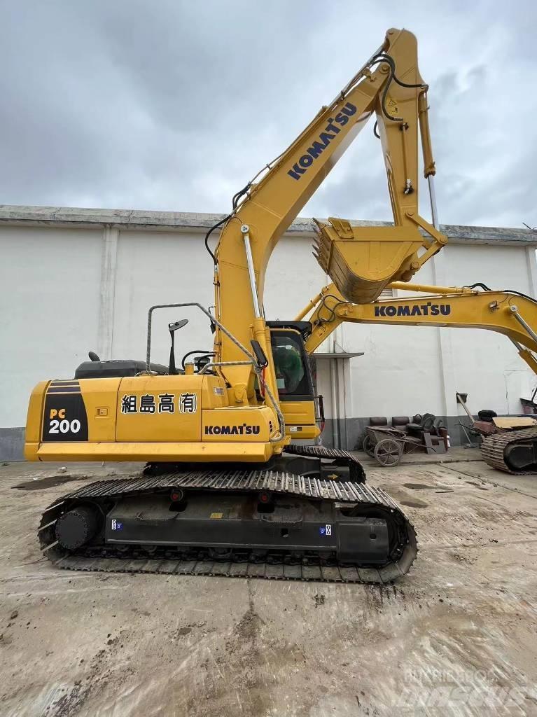 Komatsu PC 200-8N1 Гусеничные экскаваторы