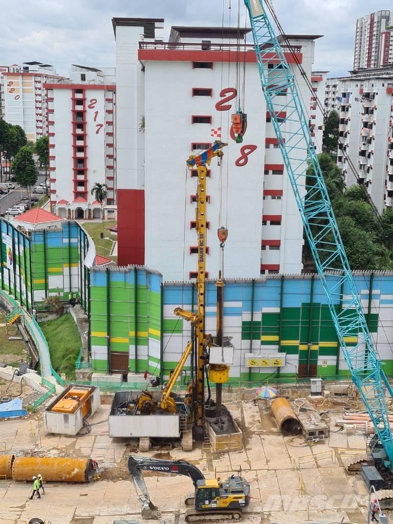 Bauer BG 36 Гусеничные буровые установки