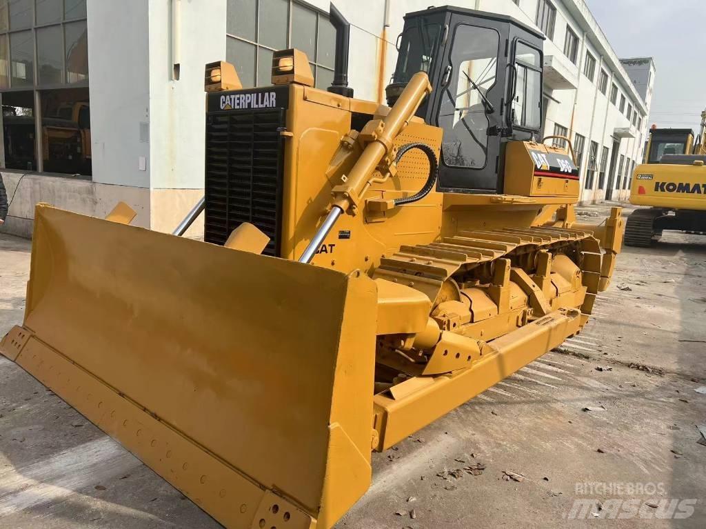 CAT D6G Гусеничные бульдозеры