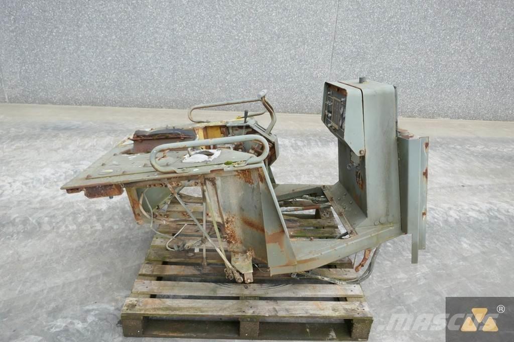 CAT 6T-3309 Кабины