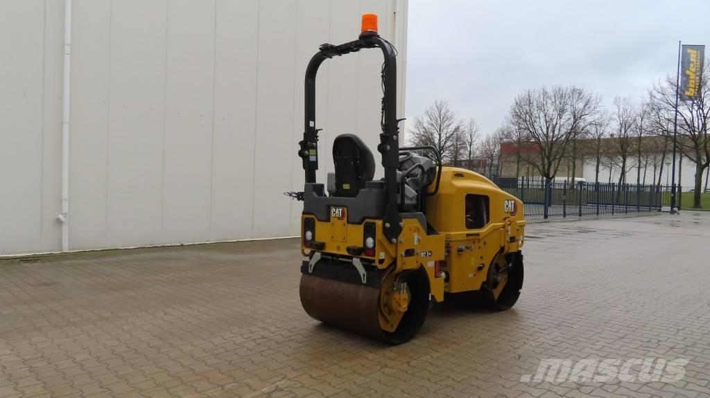 CAT CB2.5 GC Катки тротуарные